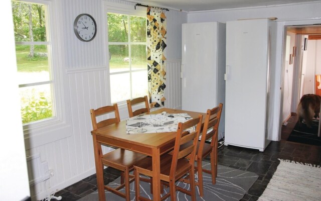 Awesome Home in Vena With 4 Bedrooms, Sauna and Wifi