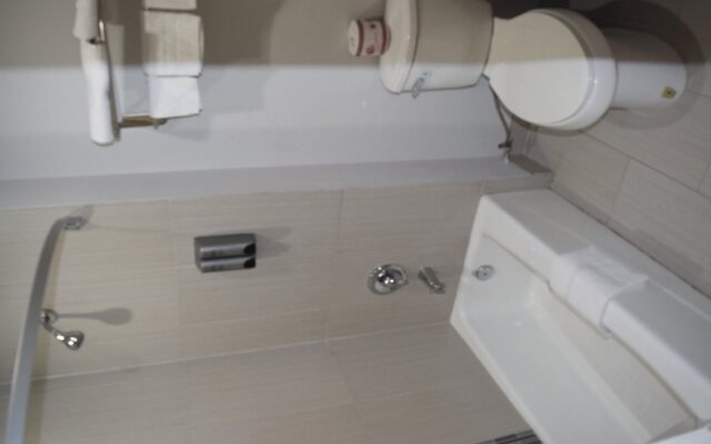 Deluxe Inn Hawthorne