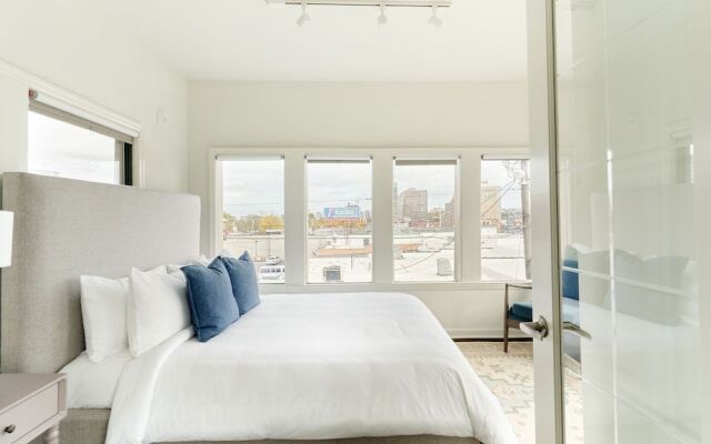 Sonder at Euclid Court