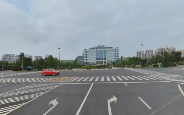 Lu Yuan Wangfu Changcheng Hotel