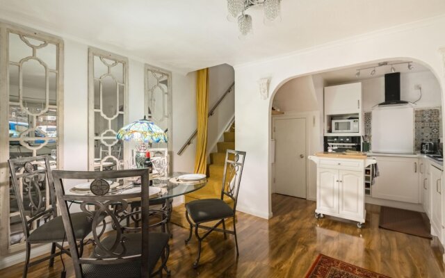 Exclusive Home in Acton