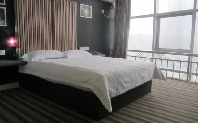 Zhongzhou Hotel (XingHe Road)