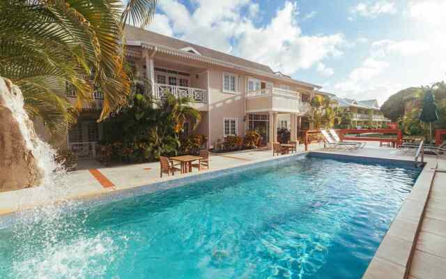 Bay Gardens Hotel