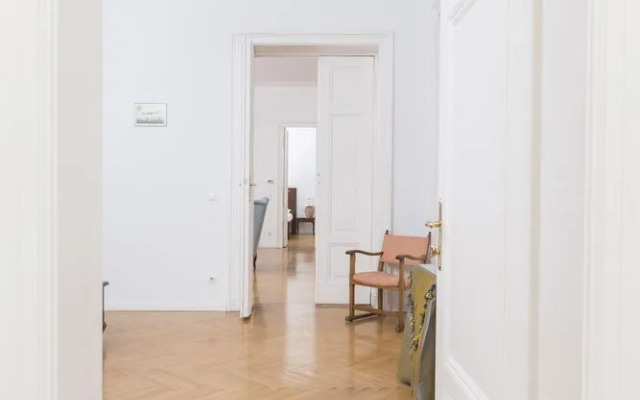 Palais Kronprinz Rudolf by Welcome2Vienna