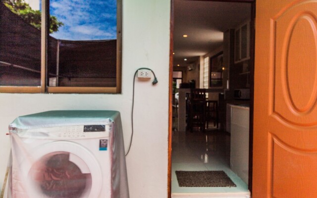 Pratumnak Town Villa By Pattaya Sunny