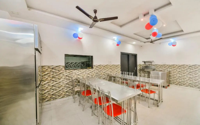 Hotel Skyway by OYO Rooms