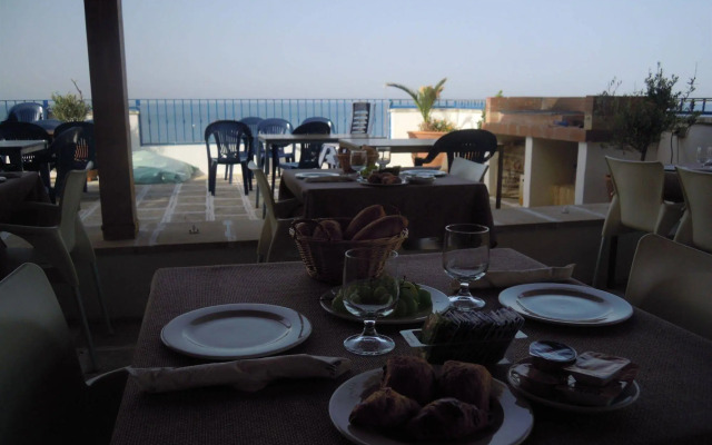 Vistamare Bed and Breakfast