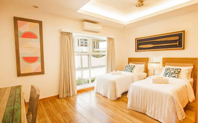 Vida Homes Condo Resort