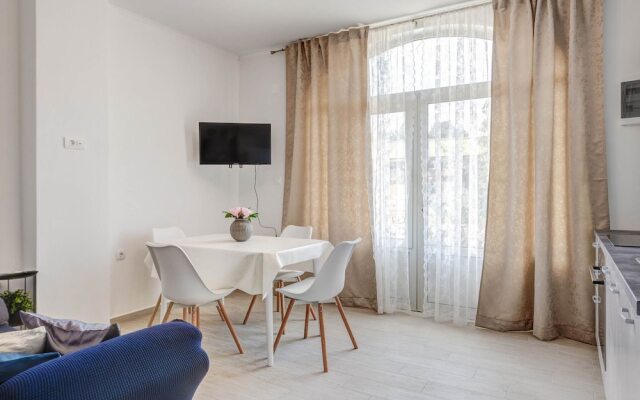 Apartments K & N