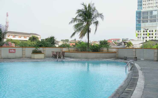 Modern 1BR at Margonda Residence 1 Apartment By Travelio