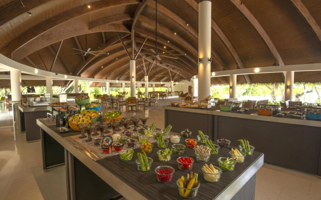 The Residence Maldives at Dhigurah Hotel