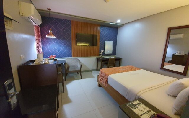 MODA Mariposa Budget Hotel - Anonas