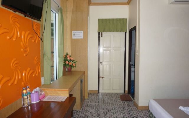 The Loom Resort Thung Song