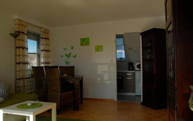 Cantay-Mathildenstraße 16 - FW 4 - OG rechts