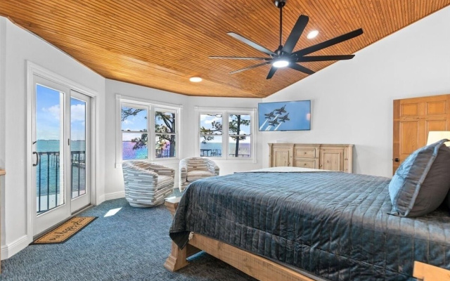 Martha's Cove 5 Bedroom Home