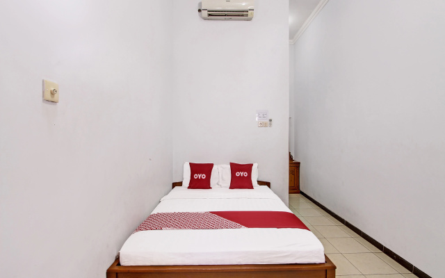 Hotel O Wisma Pkpri Purworejo – Guest Rooms – Purworejo