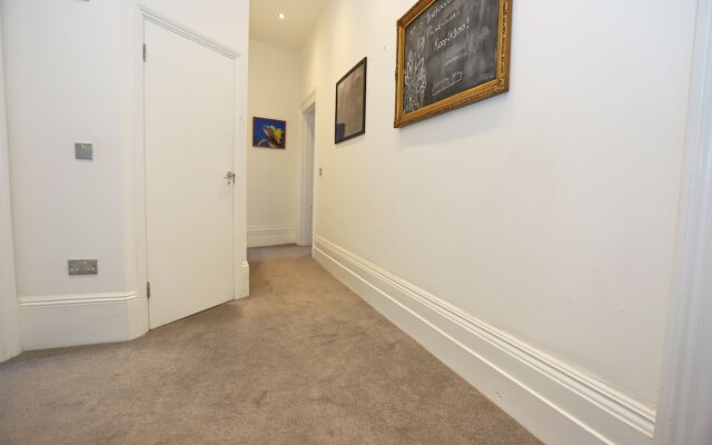 Spacious Flat in Centre of Bournemouth