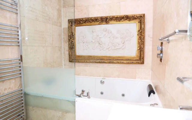 Signature Living Bold Street Apartments