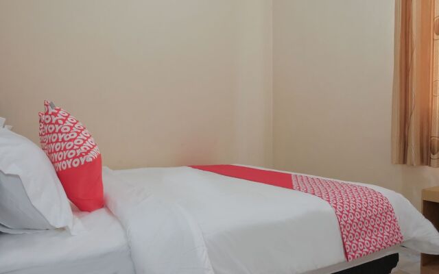 Villa Akbar 3 by RedDoorz