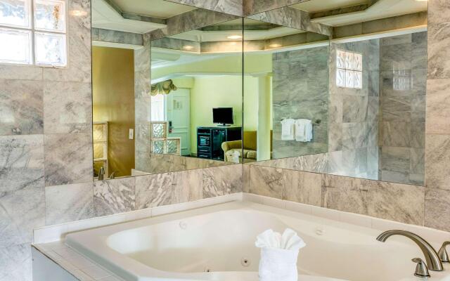 Econo Lodge Beach and Boardwalk