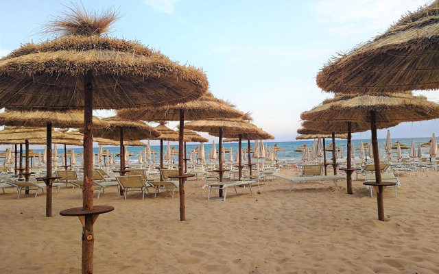 Blue Marine Apartments