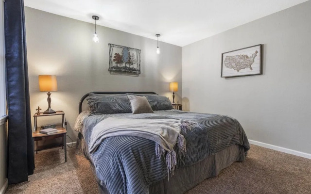 Bunker Ridge Rendezvous - Branson - Condo in Pointe Royale