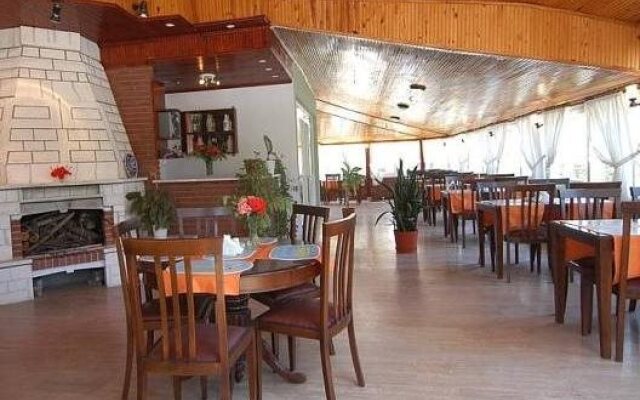 Yeni Ozmen Hotel