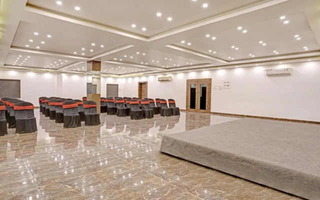 Treebo Varsha Palace