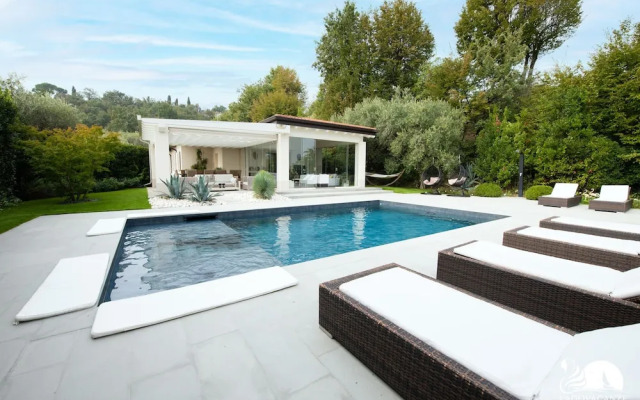 Villa Luisa in Manerba del Garda