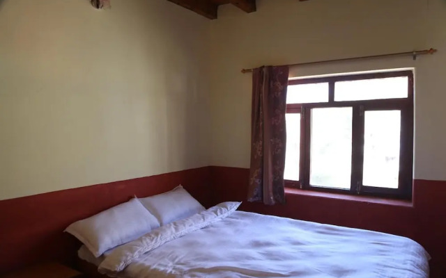 Hotel Himalayan Paradise