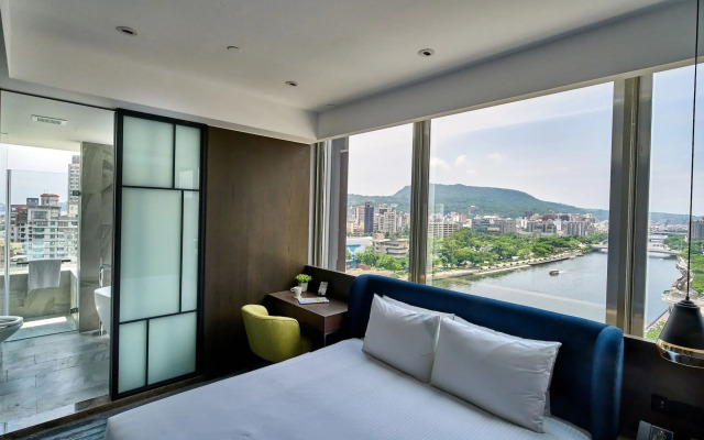 Harbour 10 Hotel