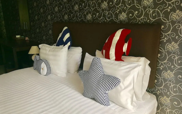 Only Blue Hotel