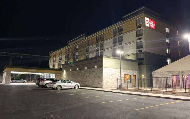 Best Western Plus Clarks Summit Scranton