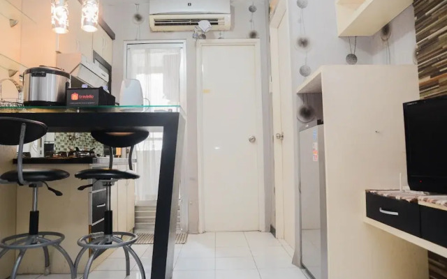 Simple and Cozy 2BR at Kalibata City Apartment