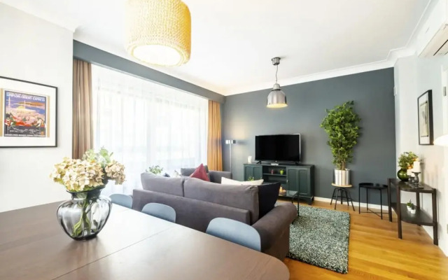 Missafir Flat Near Popular Attractions in Suadiye