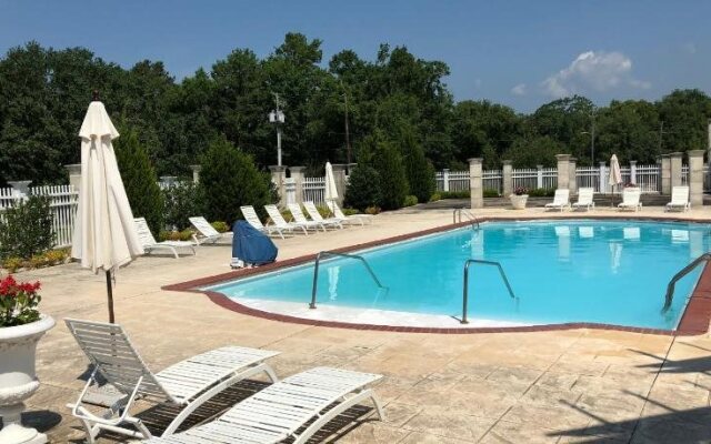 Gulf Hills Hotel & Resort