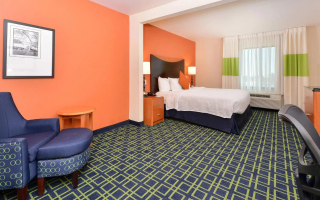 Fairfield Inn & Suites by Marriott Denver Aurora / Parker