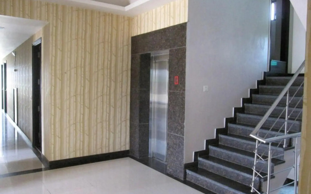 OYO Premium Chi Greater Noida