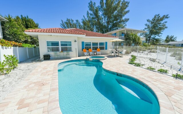 Sunset Point Apartment 4