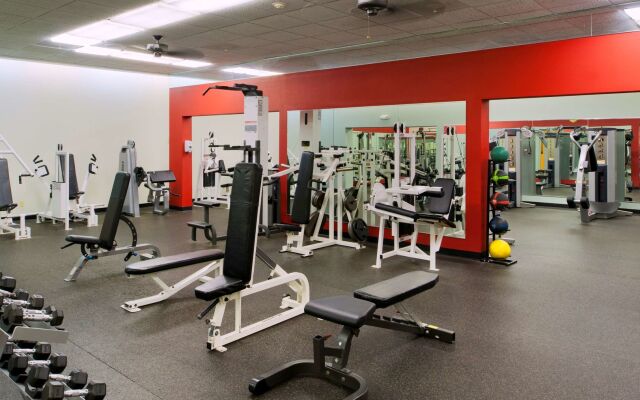 DoubleTree by Hilton Hotel St. Louis - Chesterfield