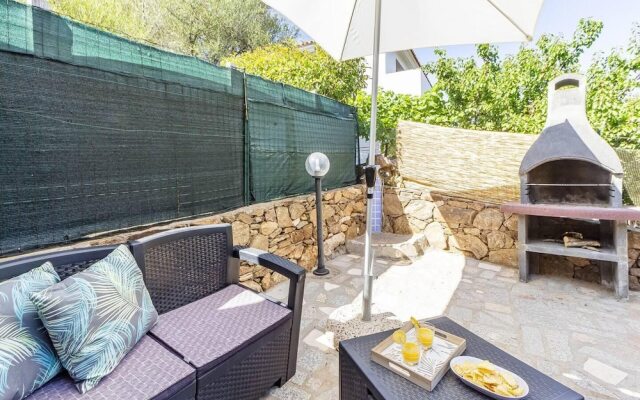 Charming 3-bed Villa in Berruiles