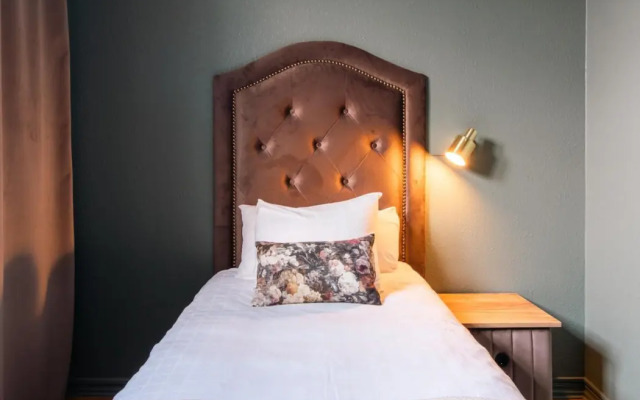 First Hotel Statt