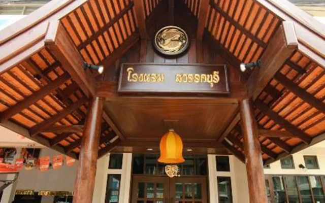 Swankaburi Boutique Hotel