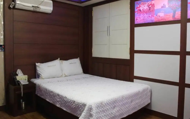 Picasso Motel Jongno