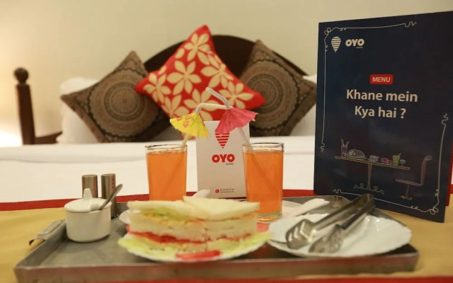 OYO 8844 Meadows Inn