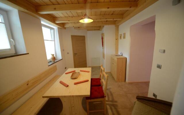 Apartments Mojca