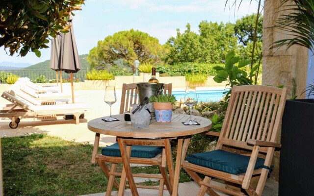 Loup Castel Boutique Hotel B&B