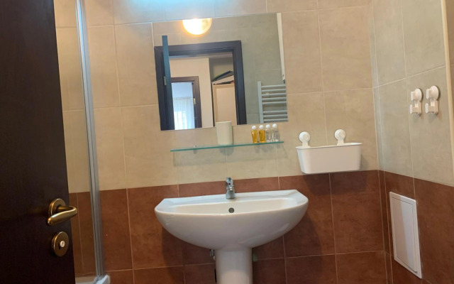 Stenata Huge Ski To Door Apartment