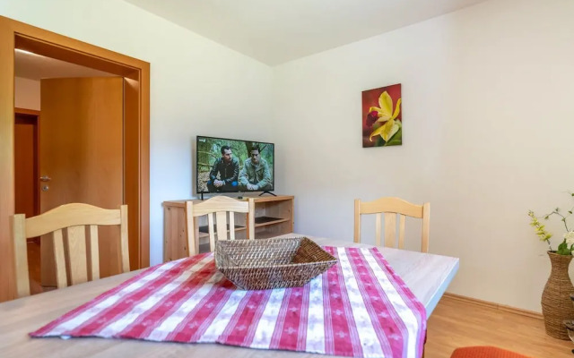 Quiet Flat With Terrace in Neustift Im Stubaital