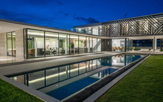 Villa BullHouse
